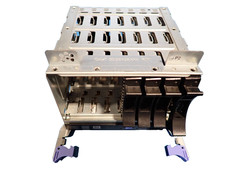 IBM 00E1078 8-Slot SAS SFF-1 SATA Bay Internal Storage DASD Media Backplane picture
