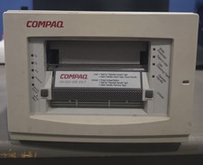 Compaq DLT2000 10/20 GB DLT EXT SE SCSI TAPE DRIVE TH4AA DLTIII 199746-001  picture