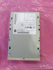 Vintage Iomega ZIP 100 Z100ATAPI 100MB Internal IDE ATAPI Drive Beige picture