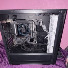 Black gaming pc picture