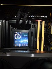 LIAN LI HydroShift 1st Gen 360 Fanless AIO Liquid Cooler IPS LCD Mounted Tubing picture