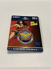 Emtec Wonder Woman USB 32 GB Flash Drive/Keychain Back to School New Sealed picture