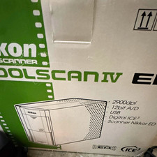 Nikon Coolscan IV ED Film Scanner 2900dpi USB with Digital ICE3 picture