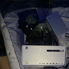 HP Pavilion TP01-2096 Desktop PC Silver, Model TP01-2096. ( READ DISCRIPTION) picture