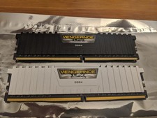 Corsair VENGEANCE LPX 16GB (2 x 8GB) DDR4 3000MHz desktop memory - white / black picture