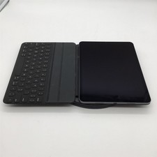 Apple A2377 iPad Pro 3 256GB WIFI + Apple Smart Keyboard Folio A2038 picture
