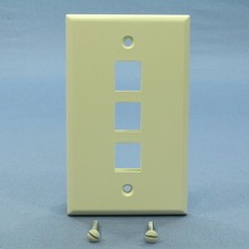 Leviton 41080-3AP Almond 1-Gang Quickport Data 3-Port Nylon Wallplate Cover picture