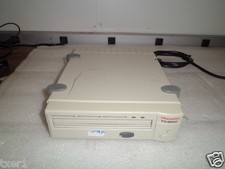 Maxoptix T5-2600 External 2.6GB SCSI Optical Drive picture