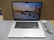 Apple MacBook Air 15-inch (2024) – M3 / 24GB RAM / 1TB SSD – Silver picture