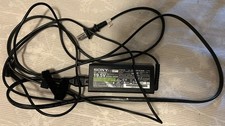 Sony AC Power Adapter Sony VAIO VGP-AC19V48 ADP-65UH E R33021 FREE S/H picture