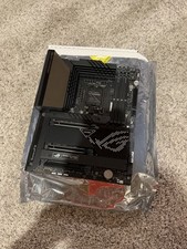 ASUS ROG Maximus Z690 Hero Wi-Fi 6E LGA1700 DDR5 Open Box Unused picture