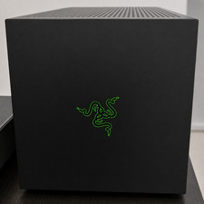 Razer Core X V2 Thunderbolt 5 eGPU – RX 7800 XT – Corsair RM1000x Platinum picture
