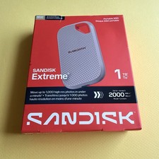 SanDisk Extreme Portable SSD 1TB  Up 2000 MB SDSSDE7W-1T00-AW25 BRAND NEW SEALED picture