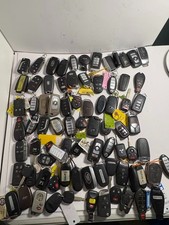 LOT OF 76 USED CAR KEY SHELLS/BLANKS – MIXED BRANDS, AS‑IS FOR PARTS picture