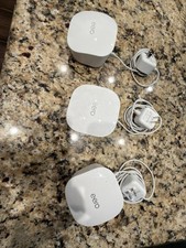 Amazon eero Dual-Band Mesh Wi-Fi 5 System 3 Pack Model J010001 no cords picture