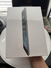 Apple iPad Air (1st Generation) A1474 16 GB, Wi-Fi,factory Sealed picture
