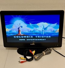 Sanyo DP19649 19” 720p HD LCD TV HDMI VGA Retro Gaming Tested Works No Remote picture