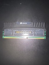 LOT Of 4 - Corsair Vengeance (CMZ16GX3M4A1600C9) 16 GB 4096 MB 1600 MHz 606275 picture