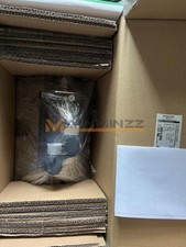 ONE NEW SERVO MOTOR SH31001P12A2000 SH100/50030/0/1/00/00/00/00/00 picture