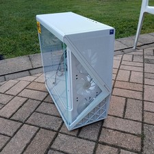 iBUYPOWER Slate 9 Mesh Gaming Case - White LOCAL PICKUP picture