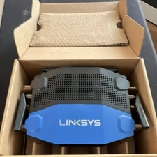 Linksys WRT1900AC AC1900 Dual-Band Gigabit WiFi Router 4-Port w/ Adapter picture