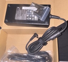 Black Universal Laptop AC Power Adapter Charger w/ Cords Right-Angle Plug picture