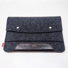 Pack & Smooch Gray Wool Felt Leather Snap Case iPad 10.5