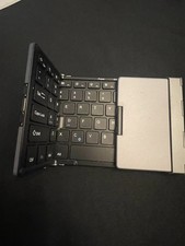 Aluratek Foldable Portable Keyboard Silver/Black QWERTY English picture