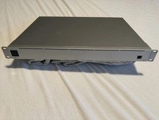 Ubiquiti UniFi SmartPower Redundant Power System USP-RPS w/ 2 Smart Cables picture