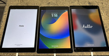 Lot of 3 Apple iPads*ASSORTED*PLEASE READ DESCRIPTION*-Grade D picture