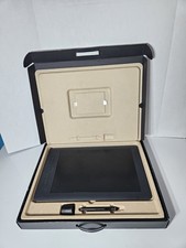 WACOM INTUOS PRO PTH-851/K0-AA PEN AND TOUCH LARGE TABLET picture