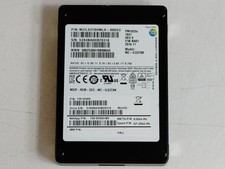 Samsung NetApp PM1633a MZ-ILS3T8B 3.84 TB SAS 3 2.5 in Solid State Drive picture