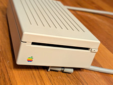 Apple 3.5 Drive External Floppy Drive A9M0106 DB-19 for Mac Beige picture