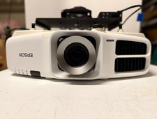 Epson PowerLite Pro G6570WU 3LCD WUXGA 5500 Lumens Projector 1814 lamp hours picture