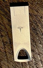 Tesla 2nd Gen USB 3.1 Flash Drive Dashcam / Sentry Mode 128GB Model 3,Y,S,X picture