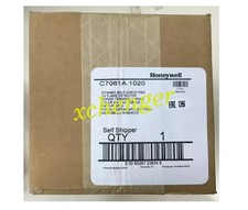 1PCS  Honeywell C7061A1020 C7061A 1020 UV Flame Detector new via FedEx or DHL picture