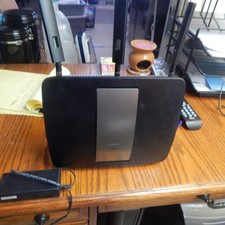 Linksys AC3200    Tri-Band Wi-Fi Router  picture