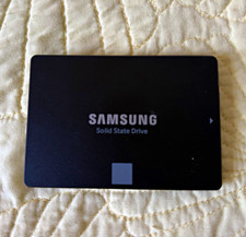 Samsung 870 EVO 250GB 2.5in Internal SSD SATA III V-NAND Flash MZ-77E250 picture