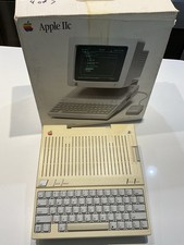 1986 Working   Apple IIc 2c Model A2S4100 Computer In Original Box picture