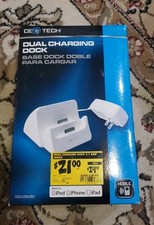 CE TECH 3.1 Amp Detachable Wall Dual Charging Dock - Iphone, Ipad, Ipod - White picture
