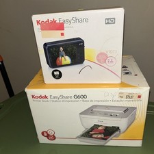 Kodak EasyShare Bundle EasyShare V1073, EasyShare G600 Dock. Works New picture
