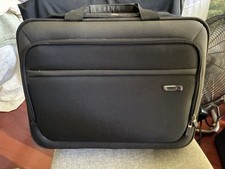 Solo Smart Strap Checkfast laptop carry-on briefcase, black.  picture
