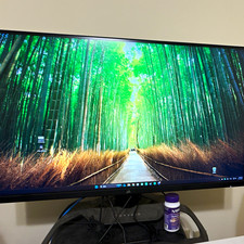 Corsair XENEON 32in 144 hz monitor picture