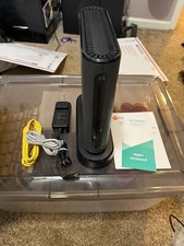 Motorola MT7711 24X8 Cable Modem and AC1900 Dual Band Wi-Fi Gigabit Router picture