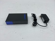 Linksys SE3005 5-port Gigabit Ethernet Switch w/Adapter picture