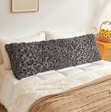  20x54 Fluffy Leopard Print Body 54