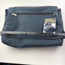 Targus Meridian II Laptop Messenger Bag for Up To 16 Notebook w/ Shoulder Strap picture