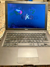 Vintage Apple MacBook Black A1181 13