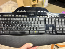 Logitech MK710 Wireless Keyboard Y-R0059 Ergonomic Multimedia No USB Receiver picture