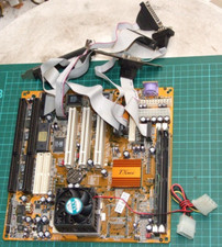 PCChips M571 AT motherboard w/ IBM Cyrix 6x86MX PR233 200MHz CPU & 32Mb Ram picture